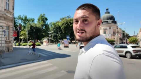 Džulijan iz Kanade Foto Youtube/Attic Life/Printscreen