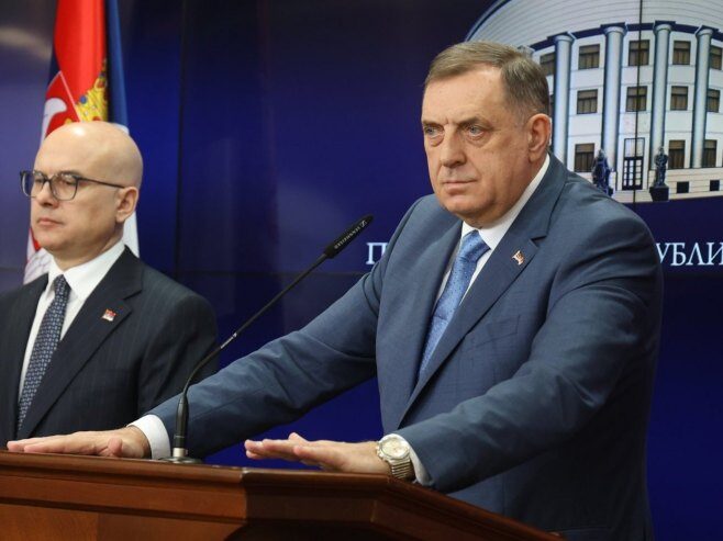 Dodik i Vučević Foto predsjednikrs.rs/Borislav Zdrinja