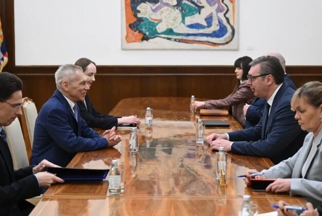 Vučić sa Harčenkom / Printskrin / Instagram