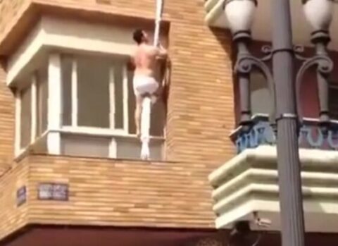 Muškarac u Nemačkoj beži od žene / Printskrin