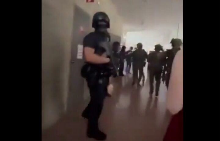 Snimak evakuacije dece u Gracu / Printskrin / X