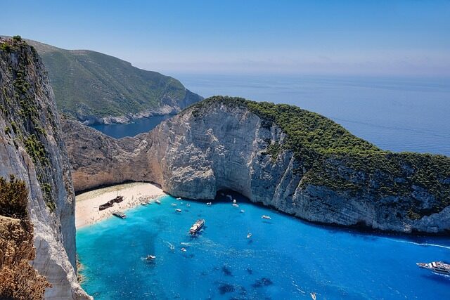 More plaža Mediteran Image by Thanasis P. from Pixabay