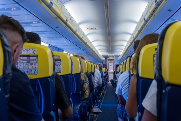 Avion unutra Foto Domenico Bandiera Pexels