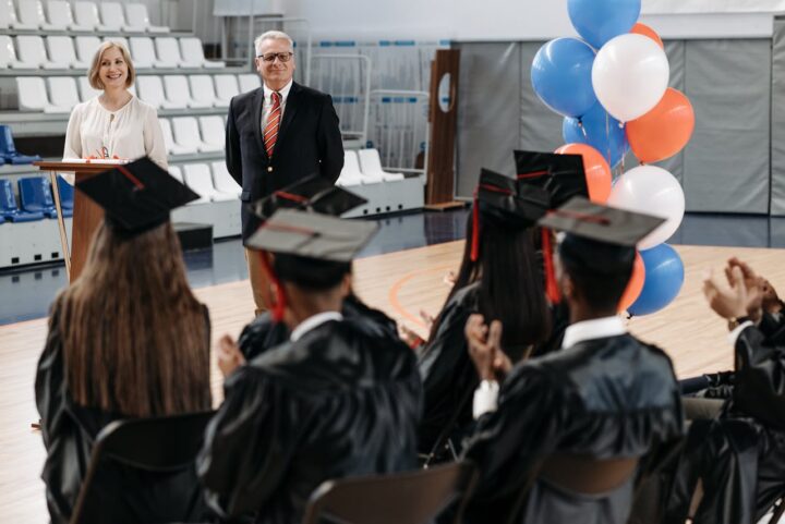 Fakultet diplomiranje studiranje Foto Pexels Pavel Danilyuk
