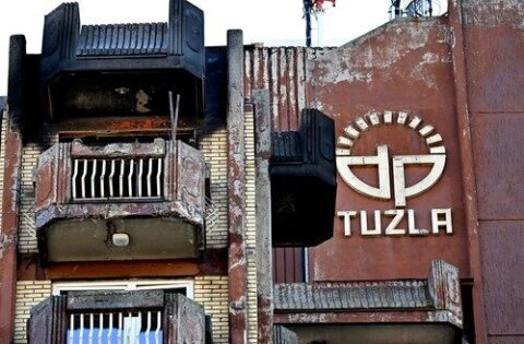 Tuzla požar Credit: ELVIS BARUKCIC / AFP / Profimedia