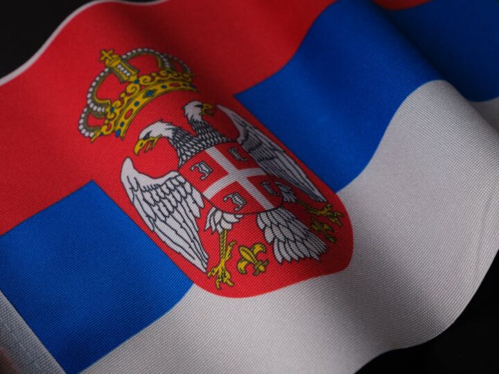 Zastava Srbije foto Pexels